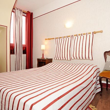 Hostellerie Du Grand Sully Экстерьер фото