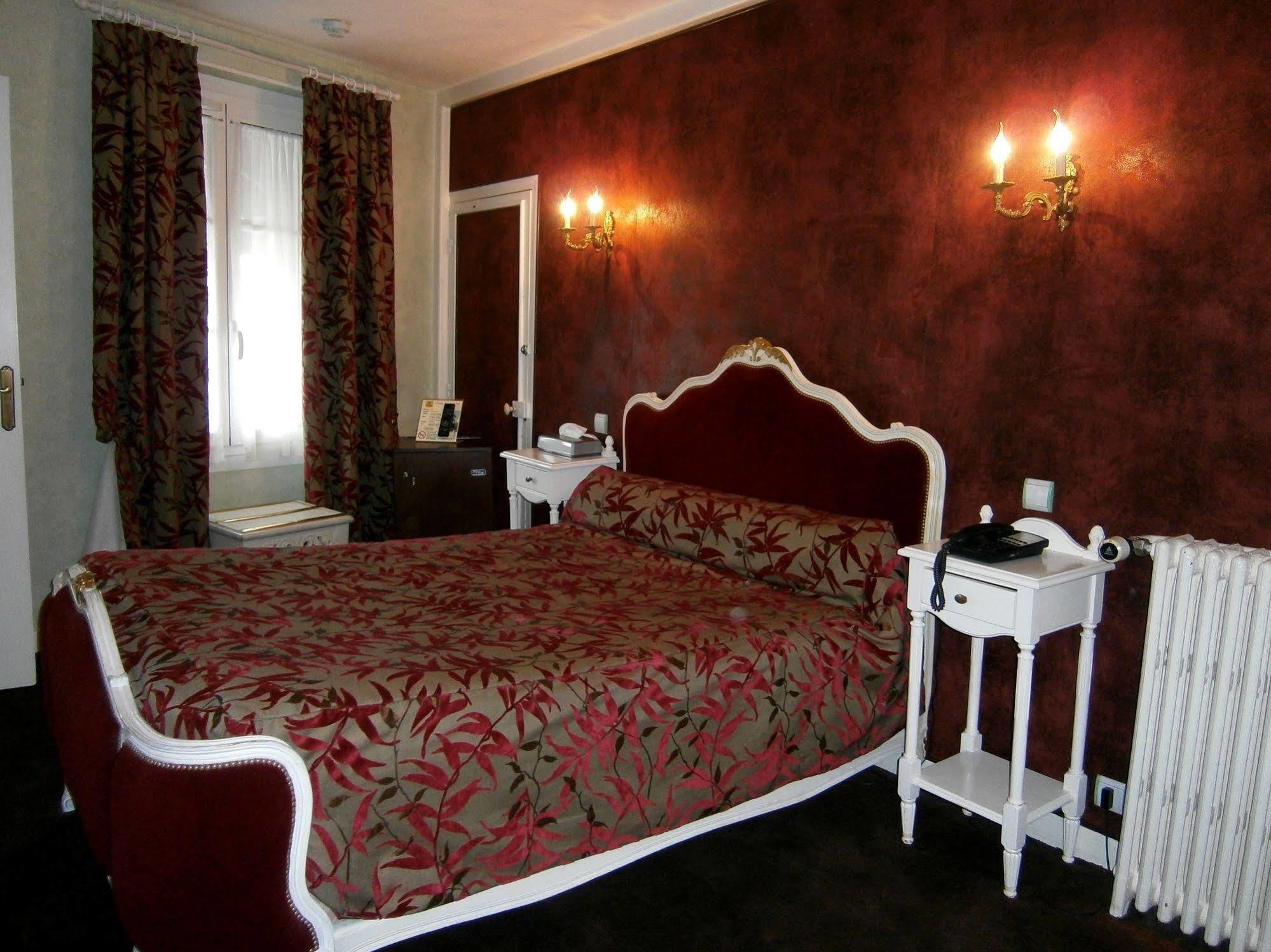 Hostellerie Du Grand Sully Экстерьер фото