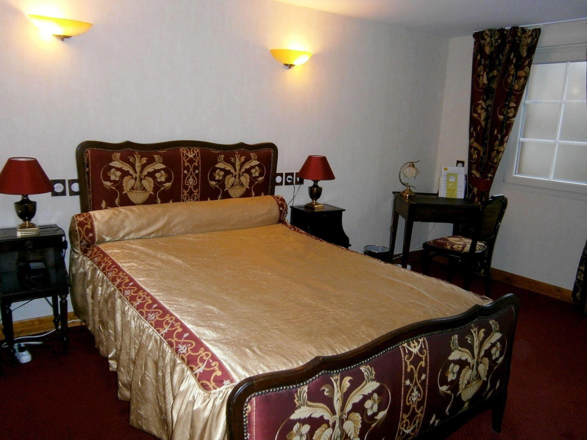 Hostellerie Du Grand Sully Экстерьер фото